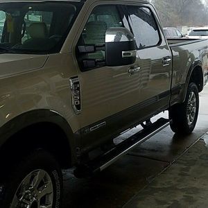 Meet your Posher, Will